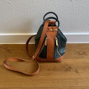 Valentina Convertible Shoulderbag Backpack Handbag Green Brown Leather